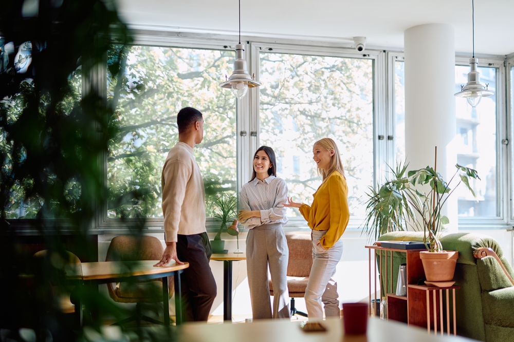 5 Inspiring Hybrid Work Model Examples from Big Companies | Yardi Kube